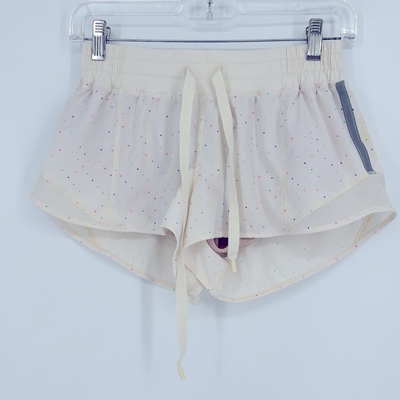 lululemon athletica Pants - Lululemon Hotty Hot Shorts in RARE Funfetti Women’s Size 6